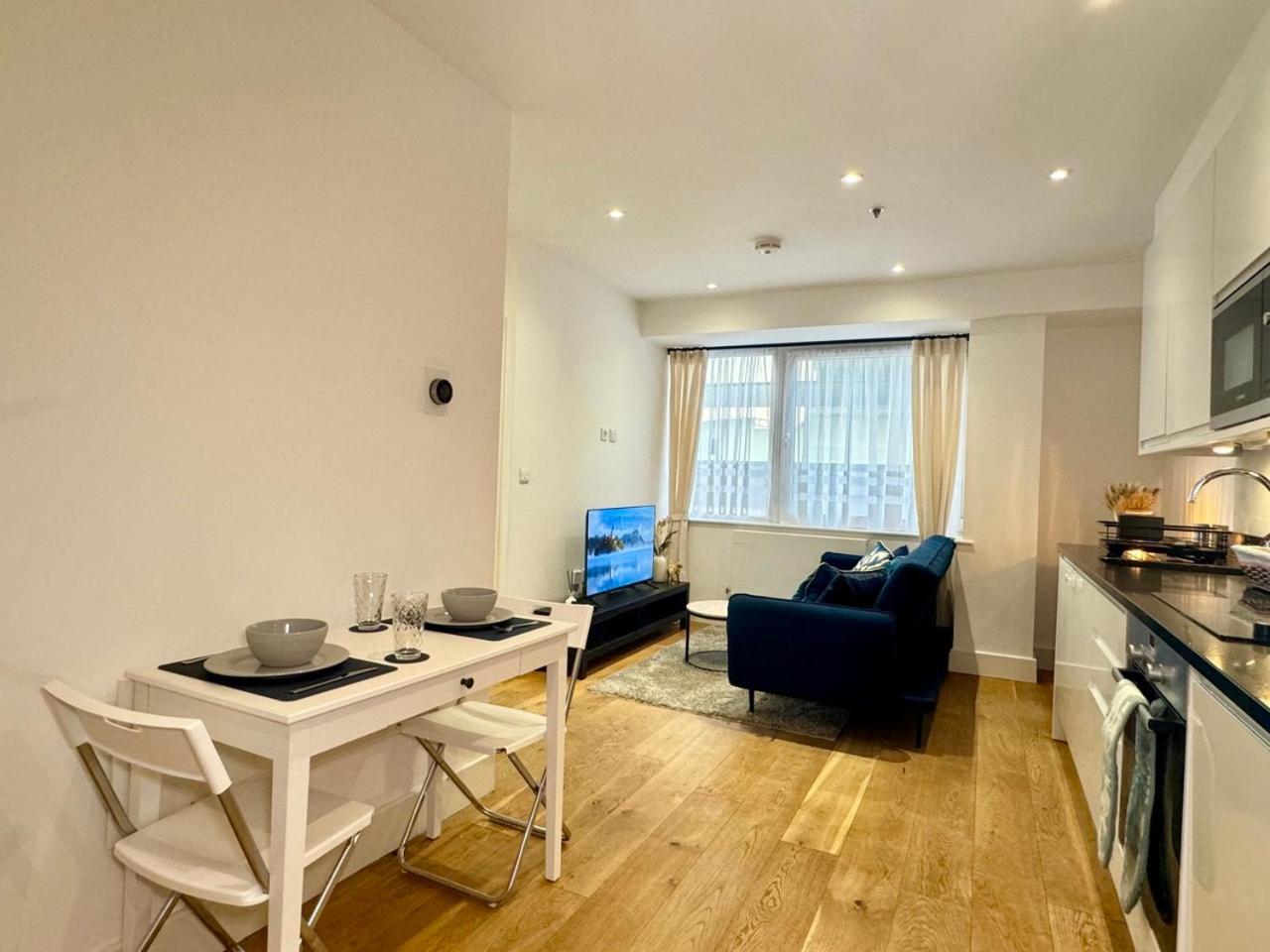 Luxury 2 Bedroom Apartment In Central Croydon With Free Parking Exterior photo